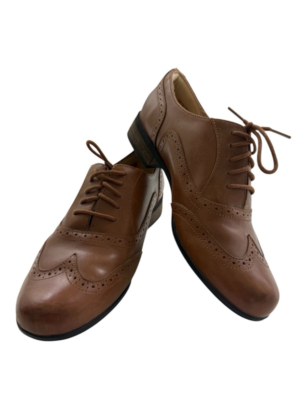 Clarks Women’s Brown Leather Wingtip Oxfords. Size 9